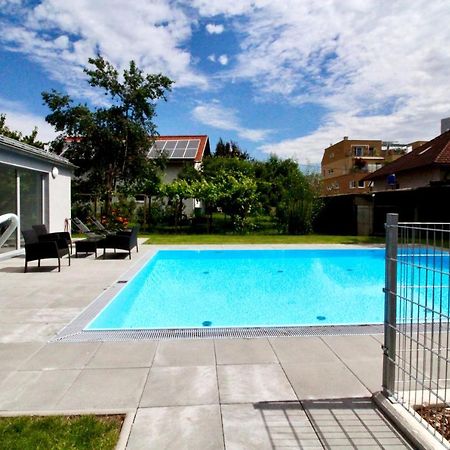 Maureen Lovely 2 Bedroom Unit With Community Pool 维也纳 外观 照片