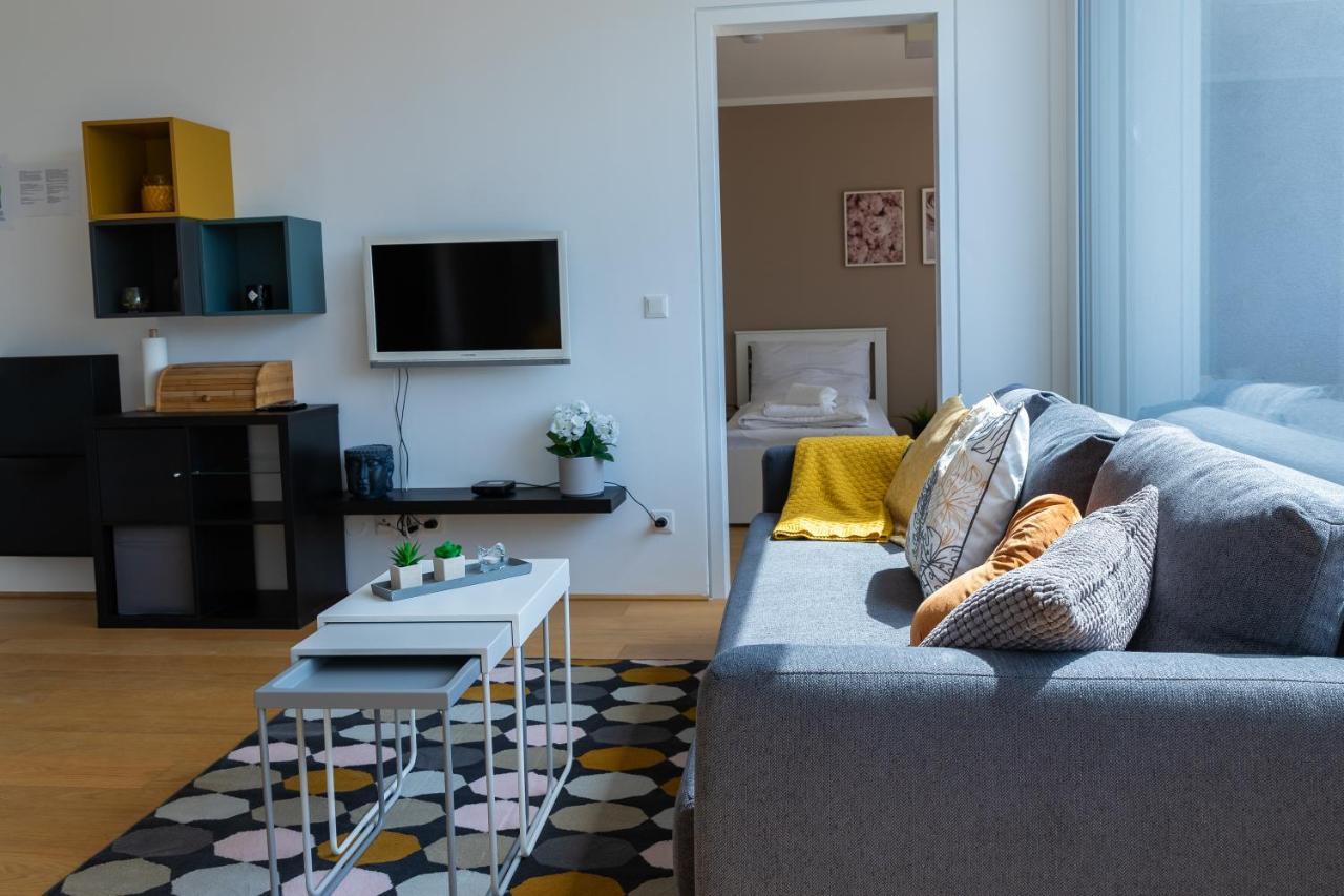 Maureen Lovely 2 Bedroom Unit With Community Pool 维也纳 外观 照片